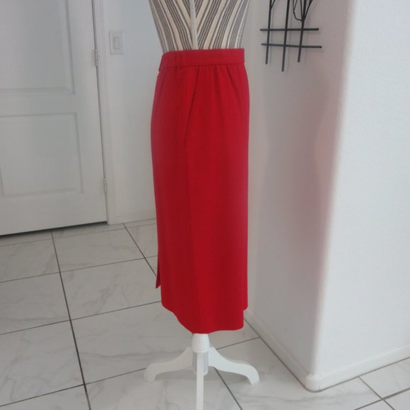 Pristine Vintage True Red 100% Wool Pencil Skirt Pockets XS / S / 0 / 2 Petite - Picture 3 of 12